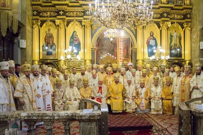 «Не змарнуймо Божий дар виходу УГКЦ з підпілля», – Єпарх Мукачівський ГКЦ в храмі Преображення ГНІХ у Львові