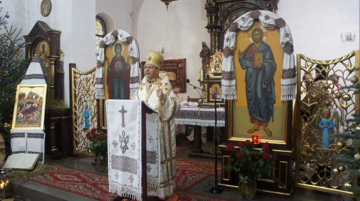 РІЗДВЯНІ ВІДПРАВИ В ПАСЛЕНКУ З УЧАСТЮ ВЛАДИКИ ЄВГЕНА ПОПОВИЧА