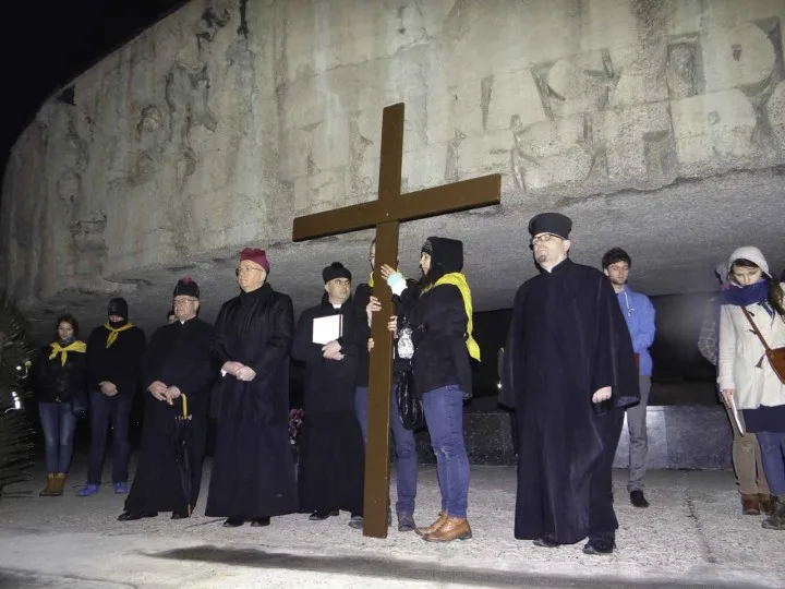 Щорічна молитва Хресної дороги на Майданеку в Любліні