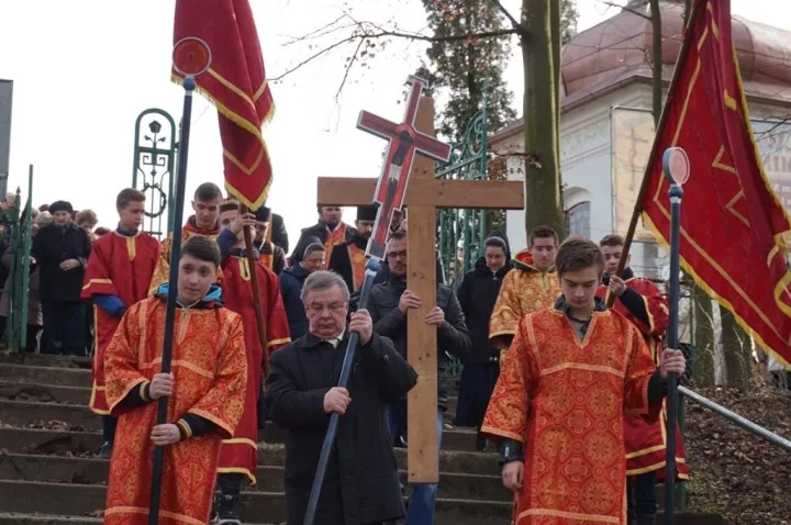 Проща до Кальварії в Глотові.