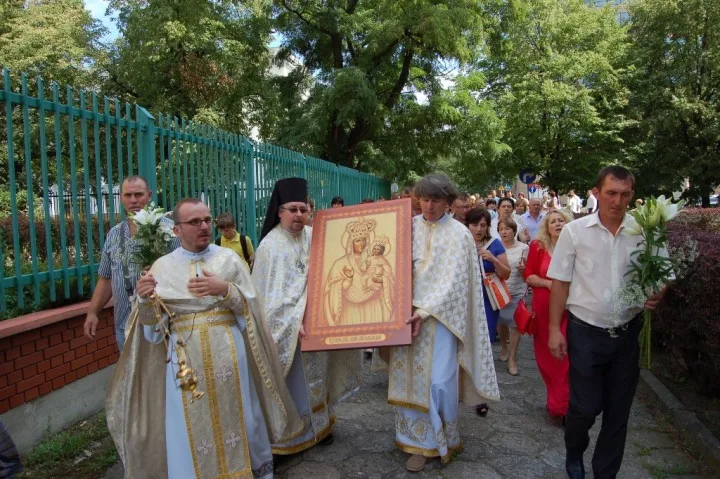 Cudowna Ikona Matki Bożej Zarwanickiej w Warszawie