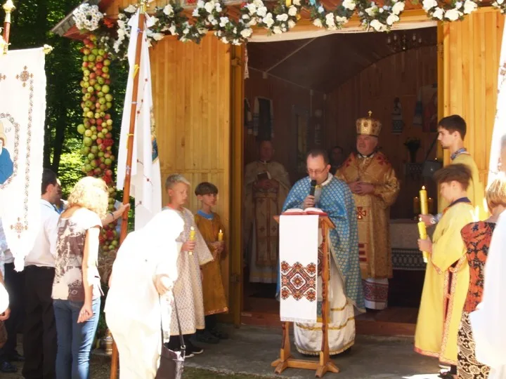 «Powiadam wam: Jeśli ci umilkną, kamienie wołać będą».