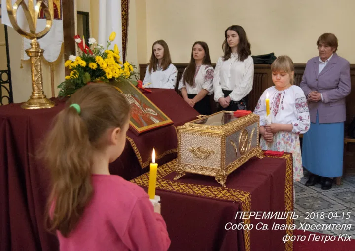 CЬОГОДНІ У ТОМИНУ НЕДІЛЮ ПОЧАЛАСЯ ПЕРЕГРИНАЦІЯ МОЩЕЙ СВЯТОГО ЙОСАФАТА У НАШІЙ МИТРОПОЛІЇ