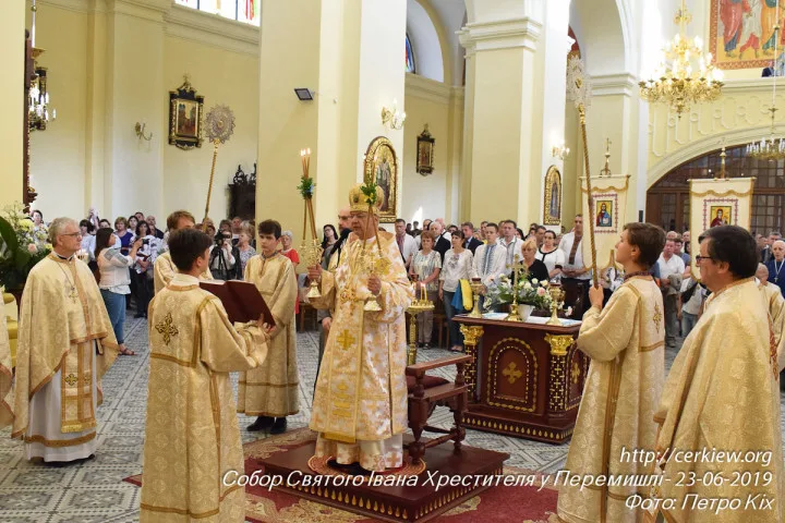 23 червня, у неділю Всіх Святих, вшановано пам’ять загиблих воїнів УГА і УНР, похованих на військовому цвинтарі у селі Пикуличі біля Перемишля