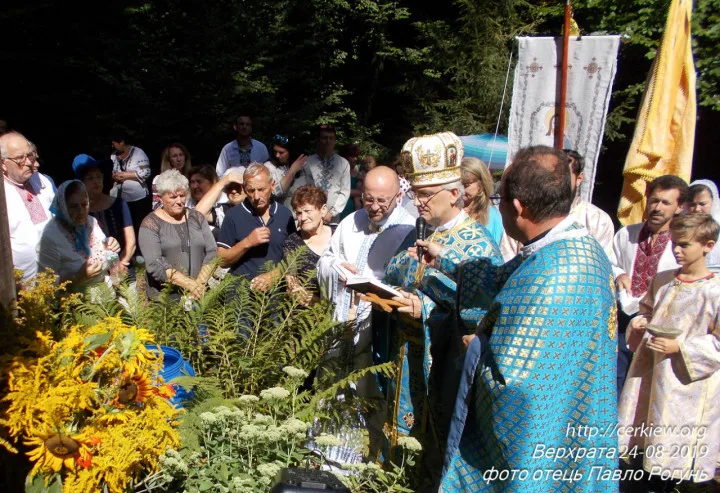 У Верхраті на Любачівщині відбулися святкування Успіння Пречистої Діви Марії, та вшанування пам`яті борців за волю України  в день Незалежності України