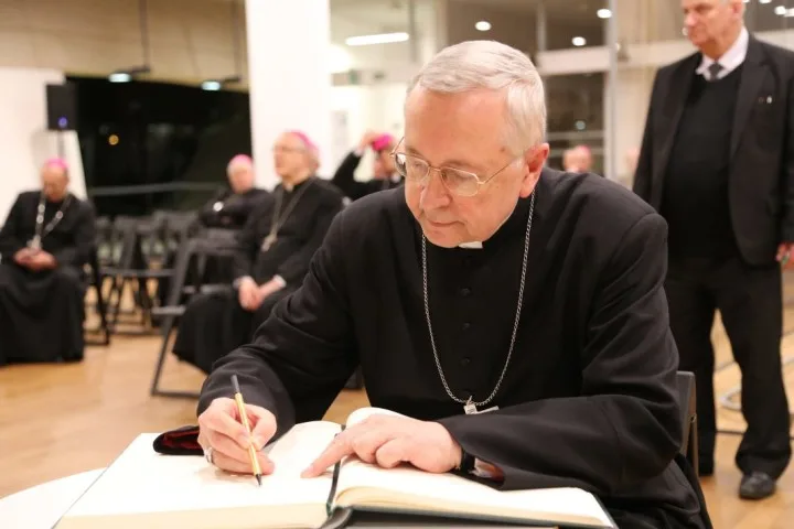 Przewodniczący Episkopatu w liście do Cyryla: Wojna jest zawsze klęską ludzkości