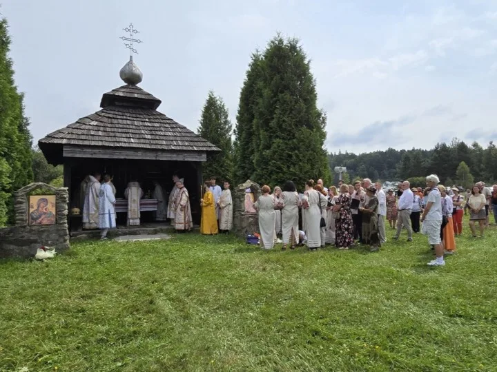 Божественна Літургія на Ватряному полі